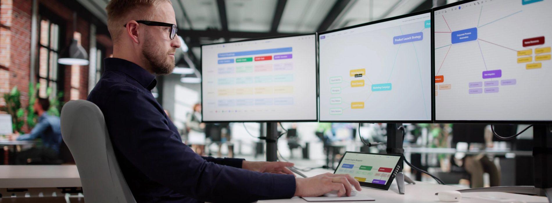 What Does a Marketing Manager Do? Responsibilities and Skills